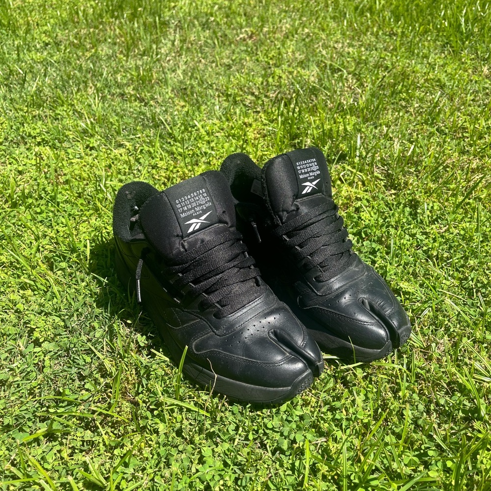 Margiela Reebok Tabi Split Toe